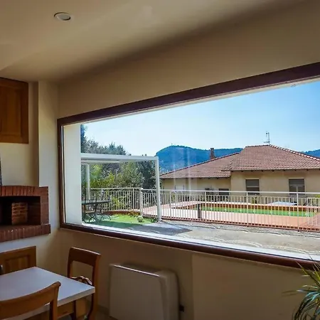 Con Piscina Idromassaggio E Palestra * Итри